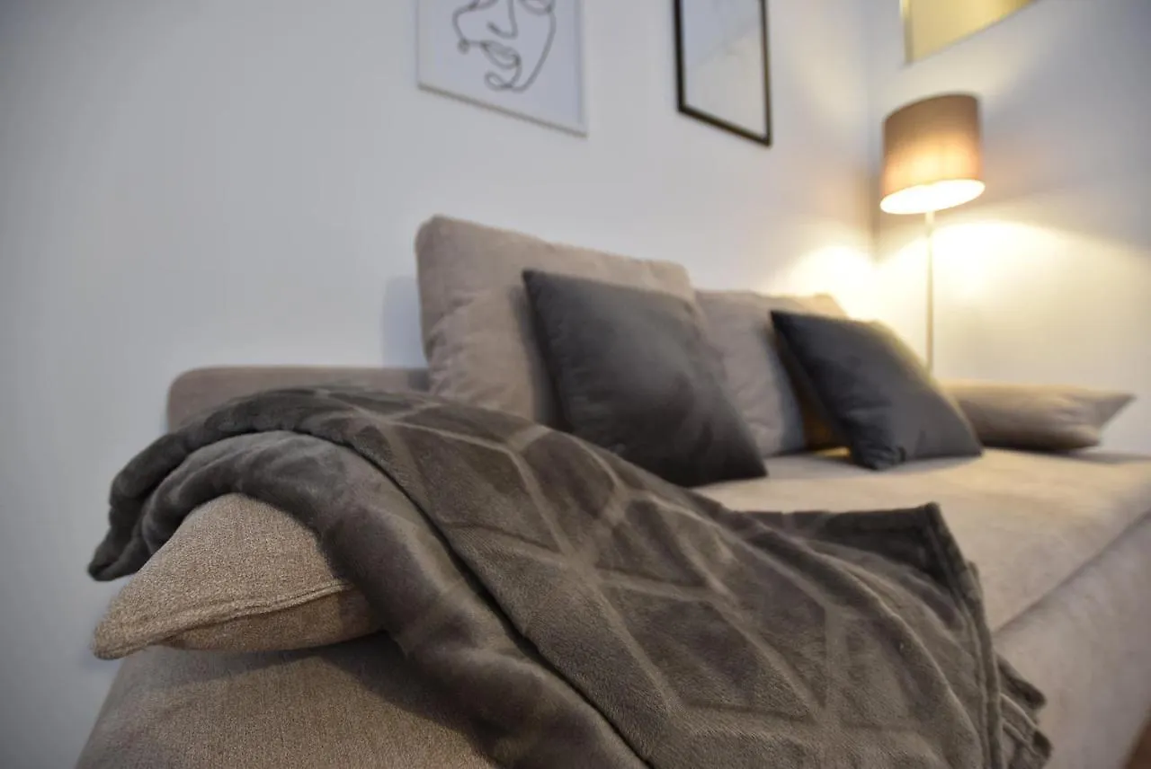 Super Central City Appartement With Free Parking Innsbruck Apartament